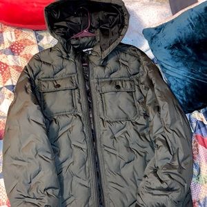 its a good condition jacket only wear it 1 once